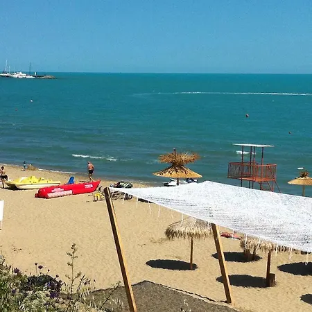 Beach St Vlas スヴェティ・ヴラス
