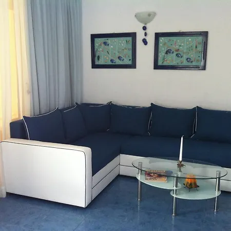 Beach St Vlas スヴェティ・ヴラス