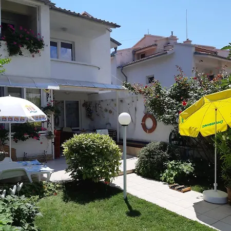 Beach St Vlas ヴィラ