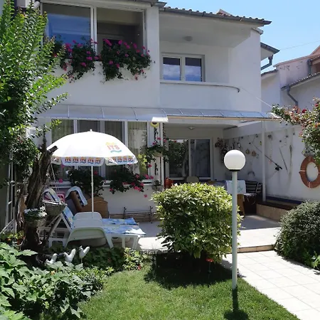 ヴィラ Beach St Vlas